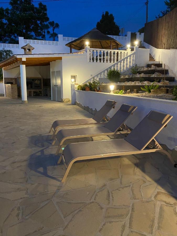 Villa Alhambra - Dale A Tu Familia Las Vacaciones Y El Descanso Que Se Merecen Calpe Exterior photo